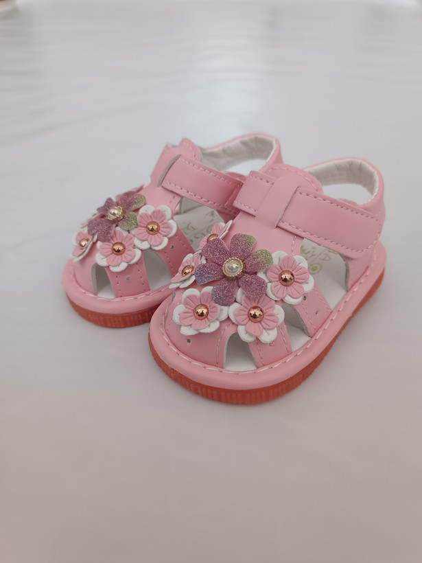 کفش بچگانه وارداتی سوت دار