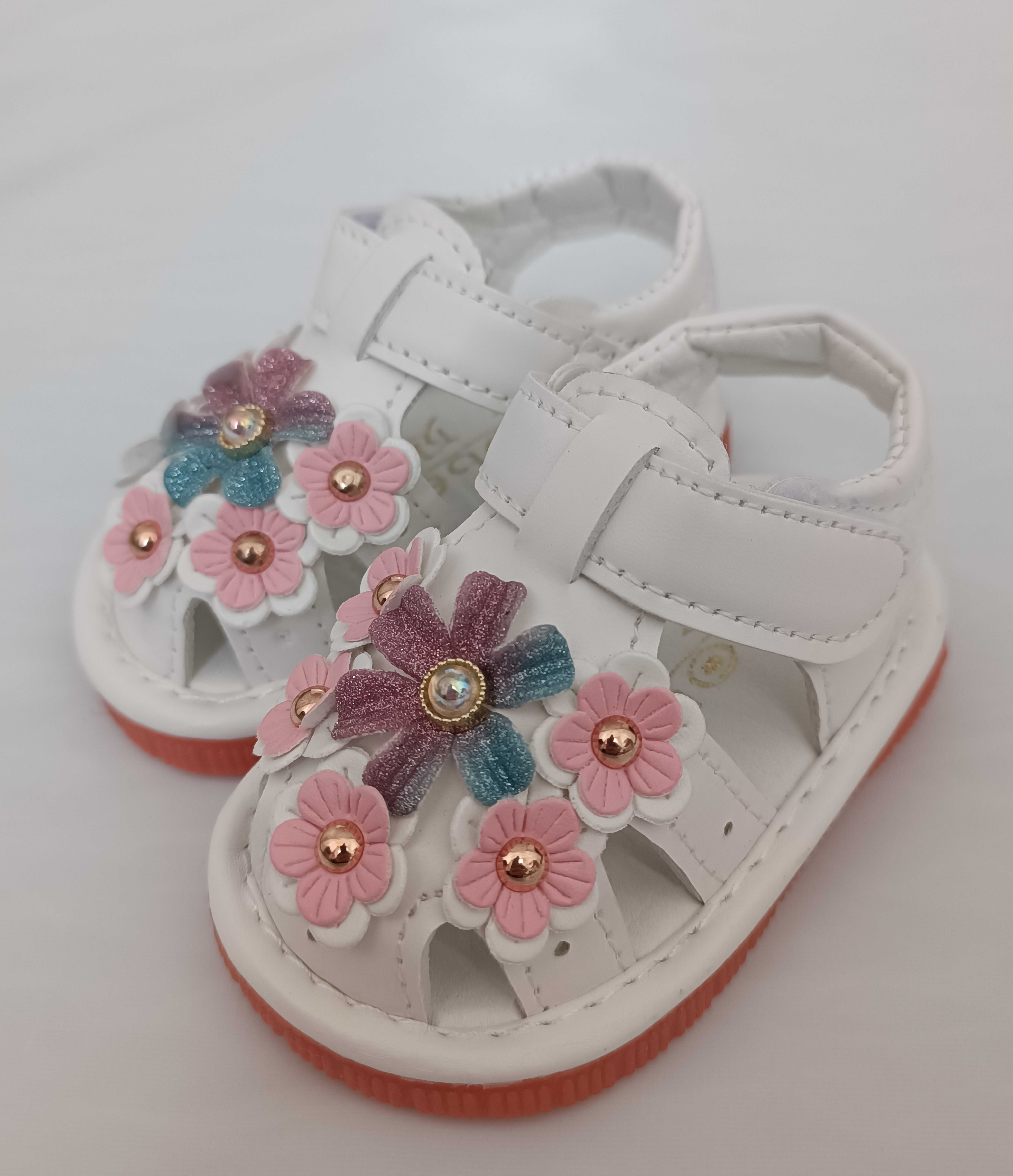 کفش بچگانه وارداتی سوت دار